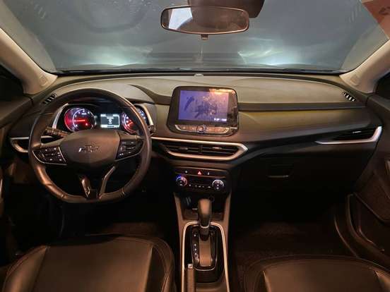 CHEVROLET-TRACKER-2024