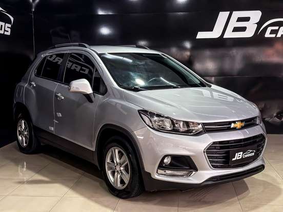 CHEVROLET-TRACKER-2017