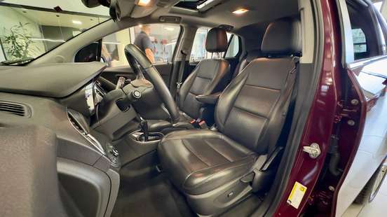 CHEVROLET-TRACKER-2017