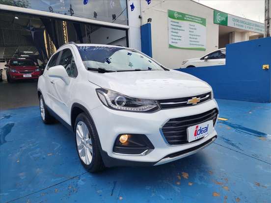 CHEVROLET-TRACKER-2016