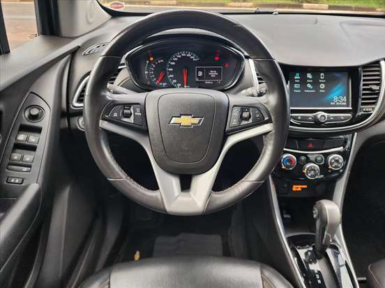 CHEVROLET-TRACKER-2016