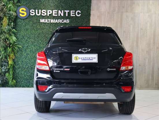 CHEVROLET-TRACKER-2019