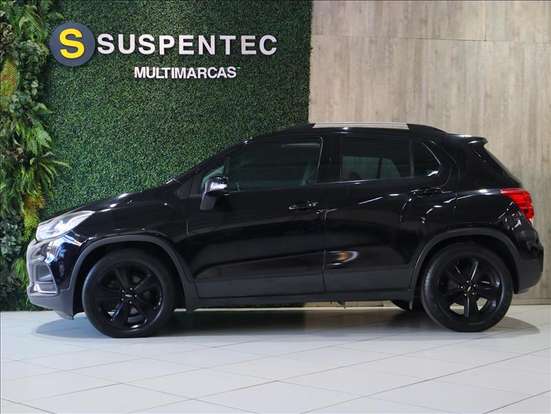 CHEVROLET-TRACKER-2019