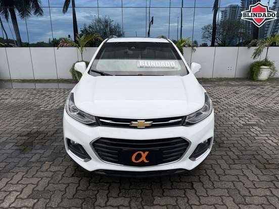 CHEVROLET-TRACKER-2017