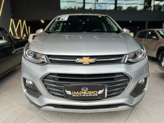 CHEVROLET-TRACKER-2019