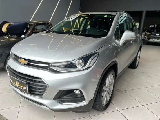 CHEVROLET-TRACKER-2019