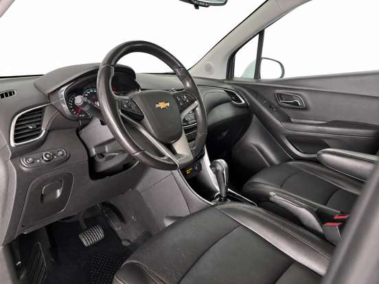 CHEVROLET-TRACKER-2018