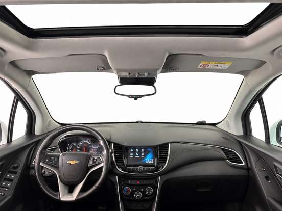 CHEVROLET-TRACKER-2018
