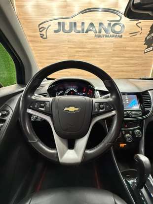 CHEVROLET-TRACKER-2019
