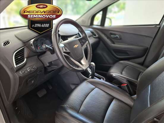 CHEVROLET-TRACKER-2017