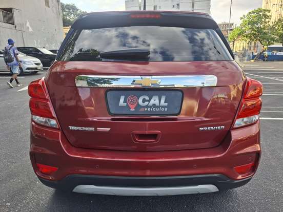 CHEVROLET-TRACKER-2018