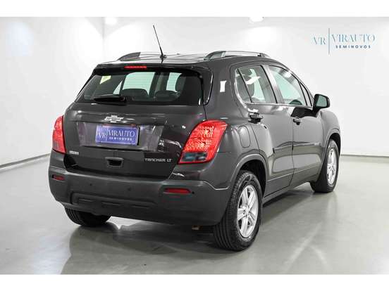 CHEVROLET-TRACKER-2016