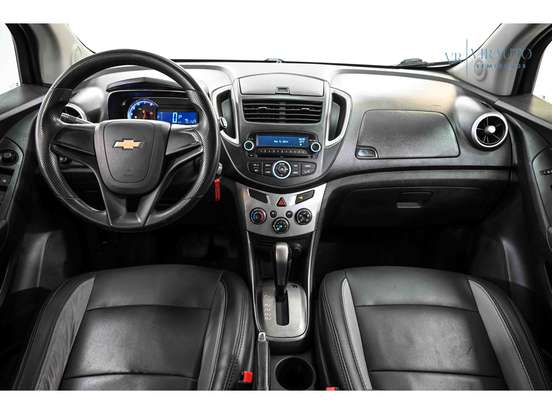 CHEVROLET-TRACKER-2016