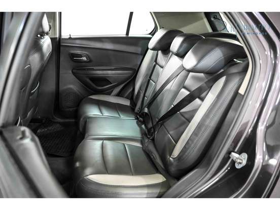 CHEVROLET-TRACKER-2016