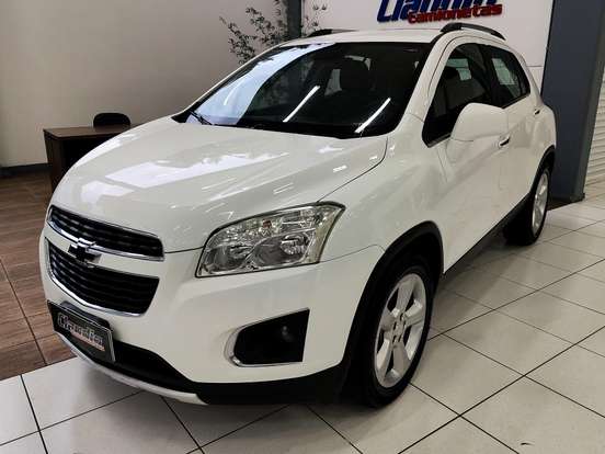 CHEVROLET-TRACKER-2015