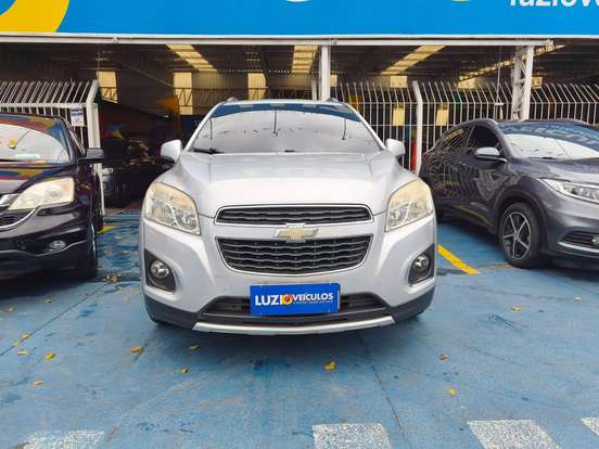 CHEVROLET-TRACKER-2014