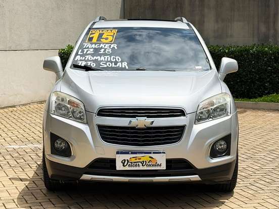 CHEVROLET-TRACKER-2015
