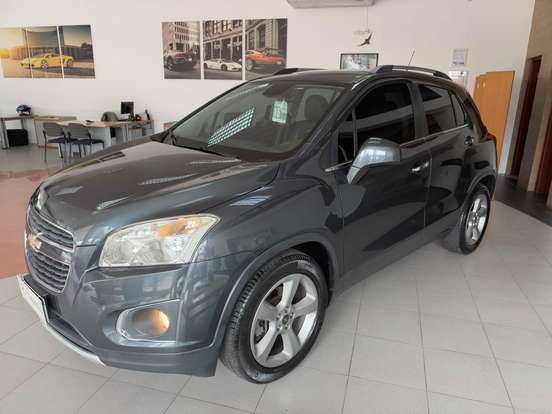 CHEVROLET-TRACKER-2015