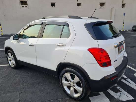 CHEVROLET-TRACKER-2013