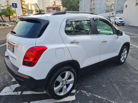 CHEVROLET-TRACKER-2013