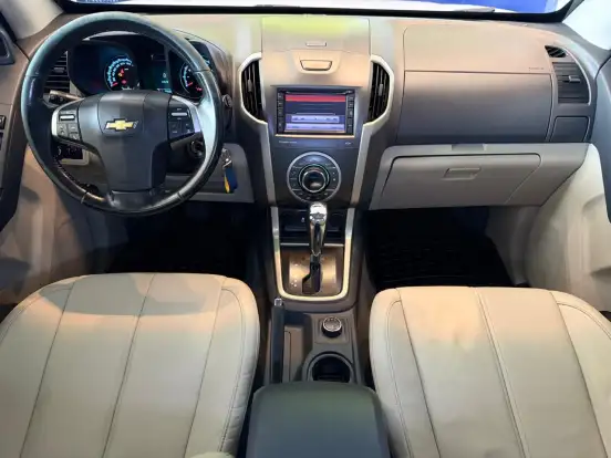 CHEVROLET-TRAILBLAZER-2012