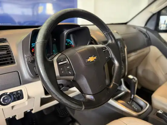 CHEVROLET-TRAILBLAZER-2012
