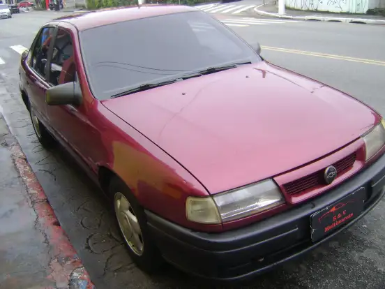 CHEVROLET-VECTRA-2.0 MPFI GLS 8V GASOLINA 4P MANUAL CHEVROLET-VECTRA-1995
