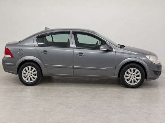 CHEVROLET-VECTRA-2010