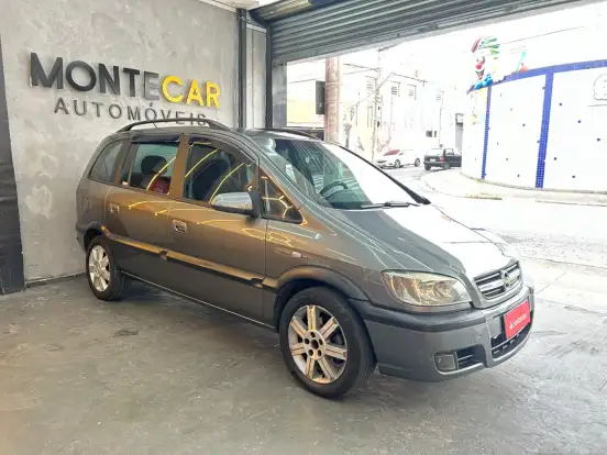 CHEVROLET-ZAFIRA-2010