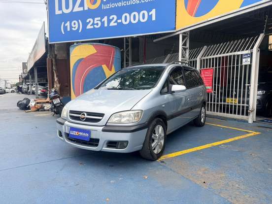 CHEVROLET-ZAFIRA-2011
