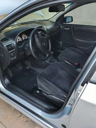 CHEVROLET-ASTRA-2010