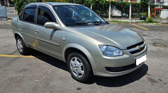 CHEVROLET-CLASSIC-2010