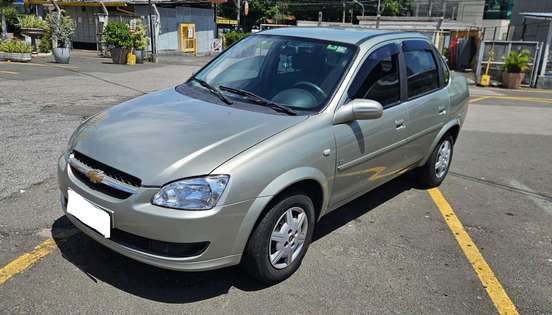 CHEVROLET-CLASSIC-2010