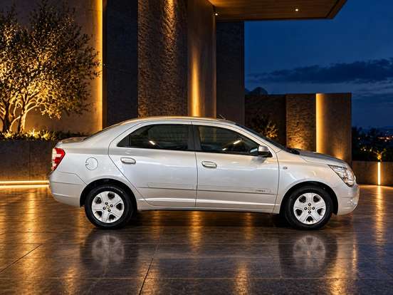 CHEVROLET-COBALT-2013