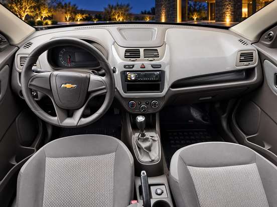 CHEVROLET-COBALT-1.4 MPFI LT 8V FLEX 4P MANUAL CHEVROLET-COBALT-2013