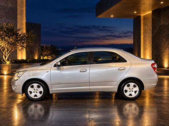 CHEVROLET-COBALT-1.4 MPFI LT 8V FLEX 4P MANUAL CHEVROLET-COBALT-2013