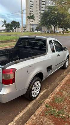 CHEVROLET-MONTANA-2012