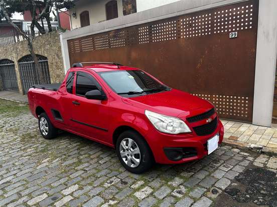 CHEVROLET-MONTANA-2013