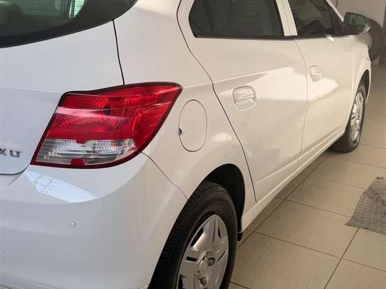 CHEVROLET-ONIX-1.0 MPFI LT 8V FLEX 4P MANUAL CHEVROLET-ONIX-2015