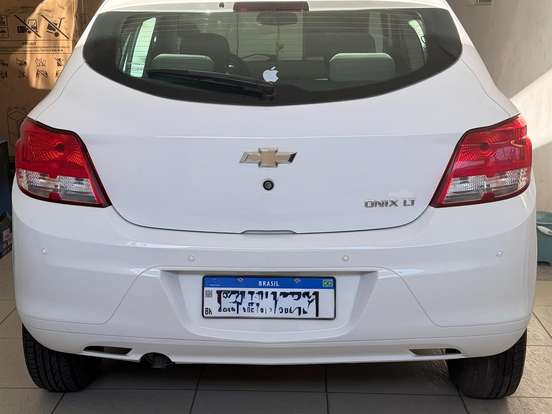 CHEVROLET-ONIX-1.0 MPFI LT 8V FLEX 4P MANUAL CHEVROLET-ONIX-2015