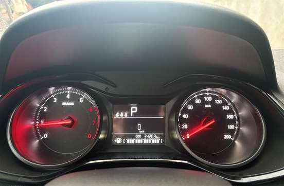 CHEVROLET-ONIX-2021