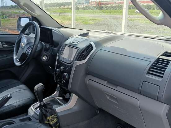 CHEVROLET-S10-2.8 LT 4X2 CD 16V TURBO DIESEL 4P AUTOMÁTICO CHEVROLET-S10-2014