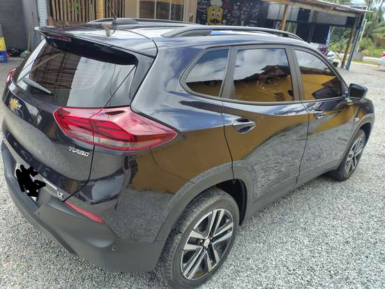 CHEVROLET-TRACKER-2023