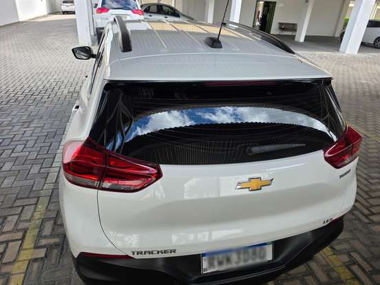 CHEVROLET-TRACKER-2021
