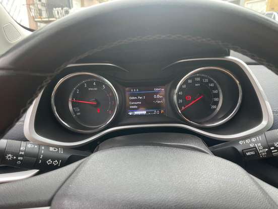 CHEVROLET-TRACKER-2021