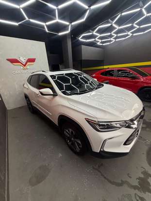 CHEVROLET-TRACKER-2024