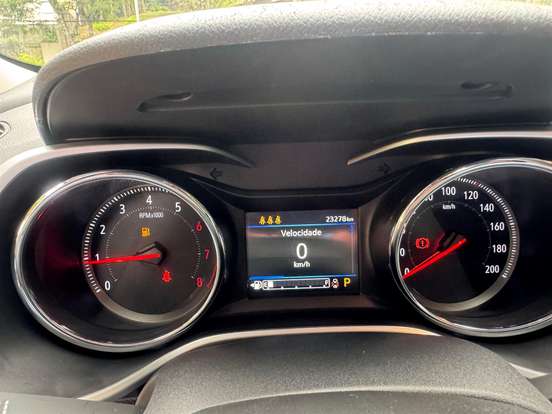 CHEVROLET-TRACKER-2024