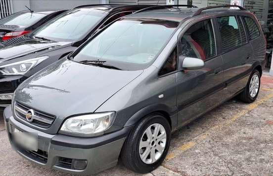 CHEVROLET-ZAFIRA-2012