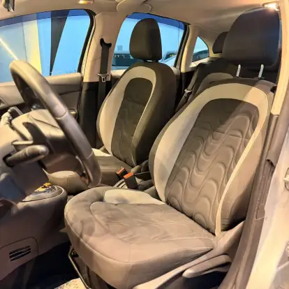 CITROËN-C3-1.6 TENDANCE 16V FLEX 4P AUTOMÁTICO CITROËN-C3-2014