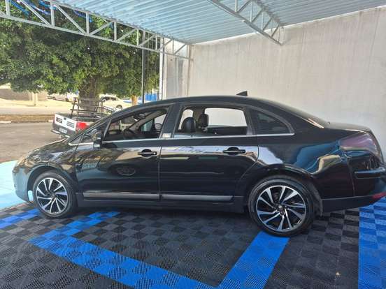 CITROËN-C4-2.0 EXCLUSIVE PALLAS 16V FLEX 4P AUTOMÁTICO CITROËN-C4-2010